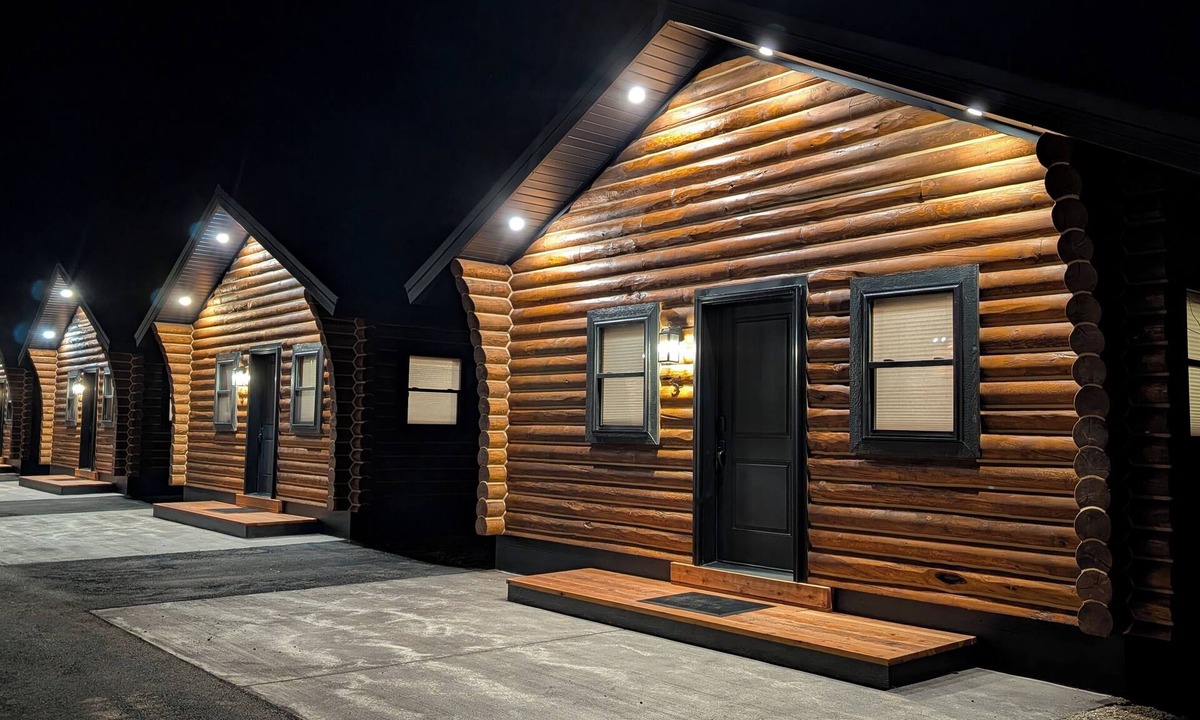 West Yellowstone Cabin | The Willows Cabins