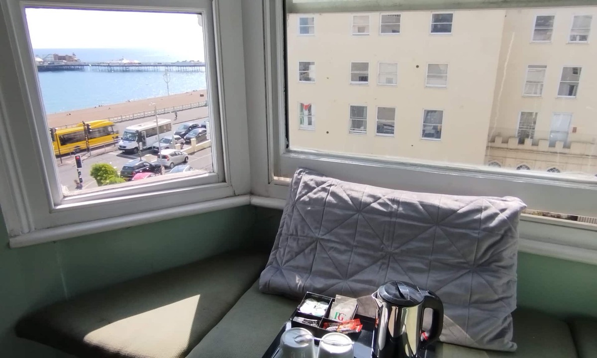 Kemptown Hotel | The Willows