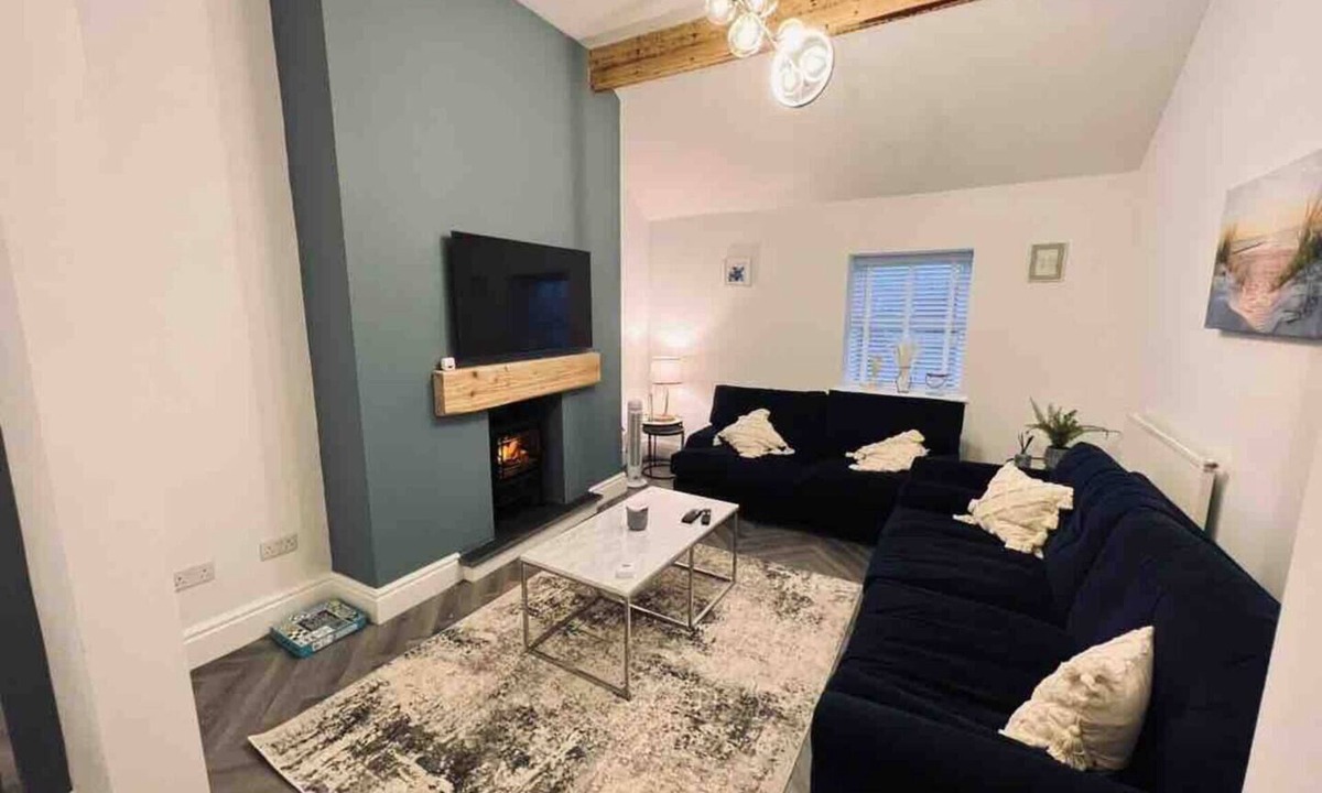 Lytham St. Anne's Apartment | The Windmill, Lytham St Annes