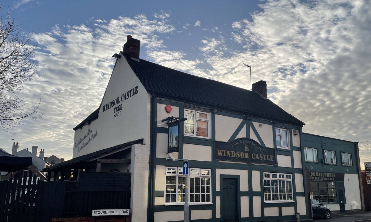 Lye Bed & Breakfast | The Windsor Castle Inn