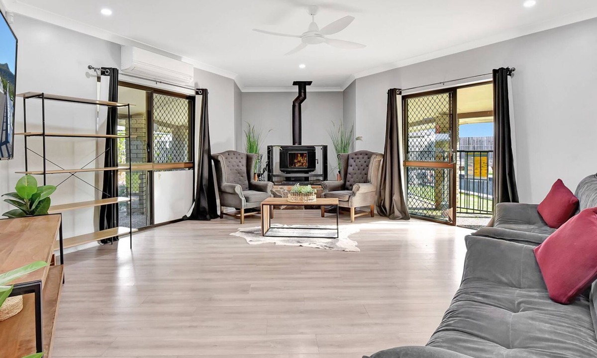 Nulkaba House | The Wine Stop Quarters on Ivanhoe