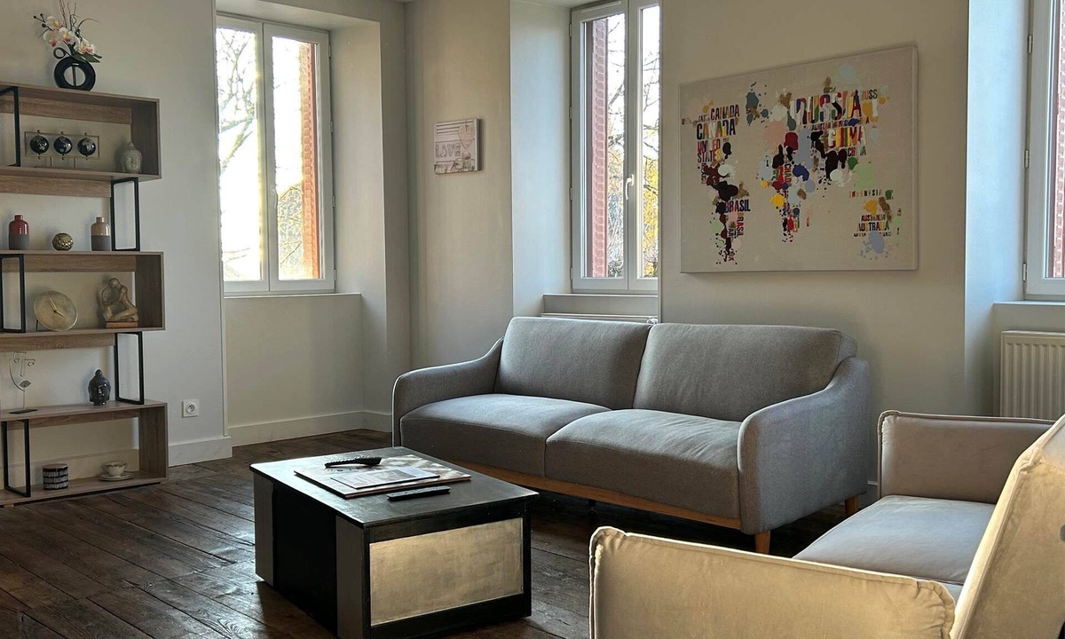 Marcillac-la-Croisille Apartment | The winged angels