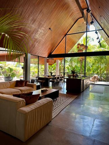 Mas Villa | The Wing Ubud - 6BR Boutique Villa Concierge Service