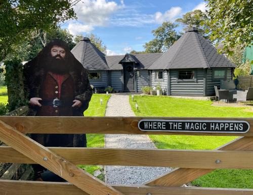 Lewannick Ski Chalet | The Wizards Cauldron -Harry Potter Themed