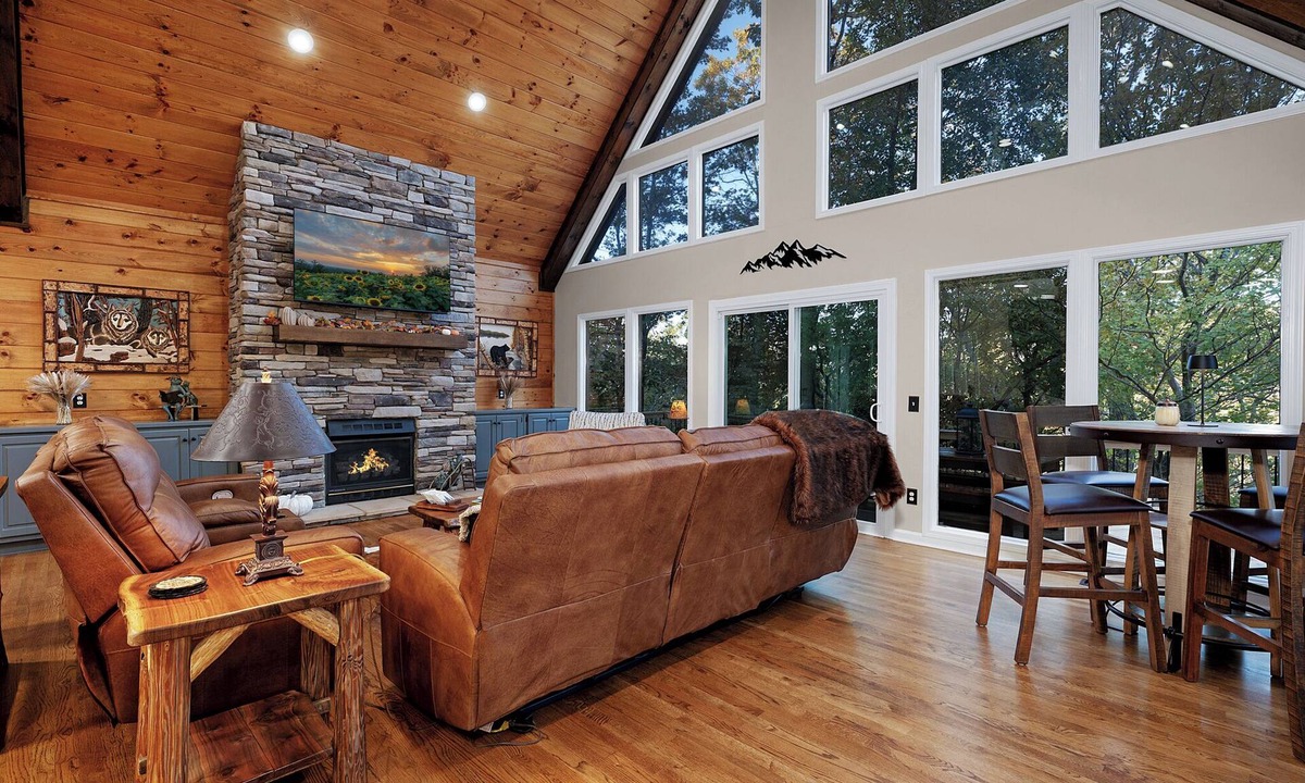 Tate House | The Wolf Den - Jasper GA