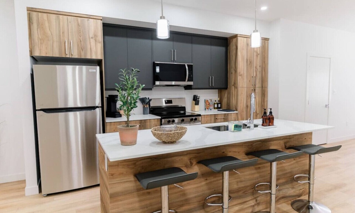 Winnipeg House | The Wooden Nest | Your Comfy Relaxing Escape