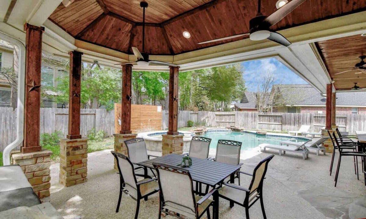 College Park House | The Woodlands Escape with Heated Pool and GameRoom