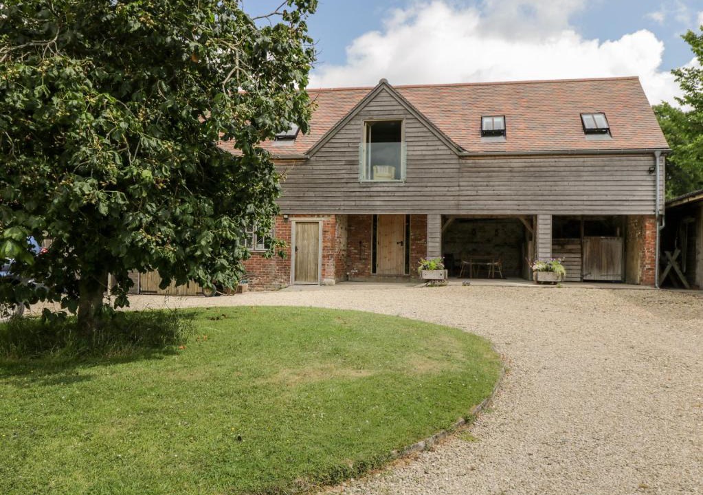 Warminster House | The Wool Barn