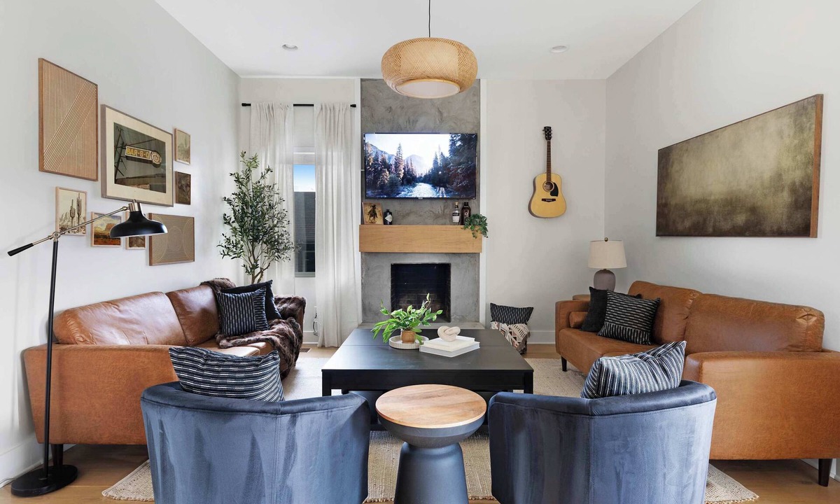 Hope Gardens House | The Wrangler - 30-Day Minimum