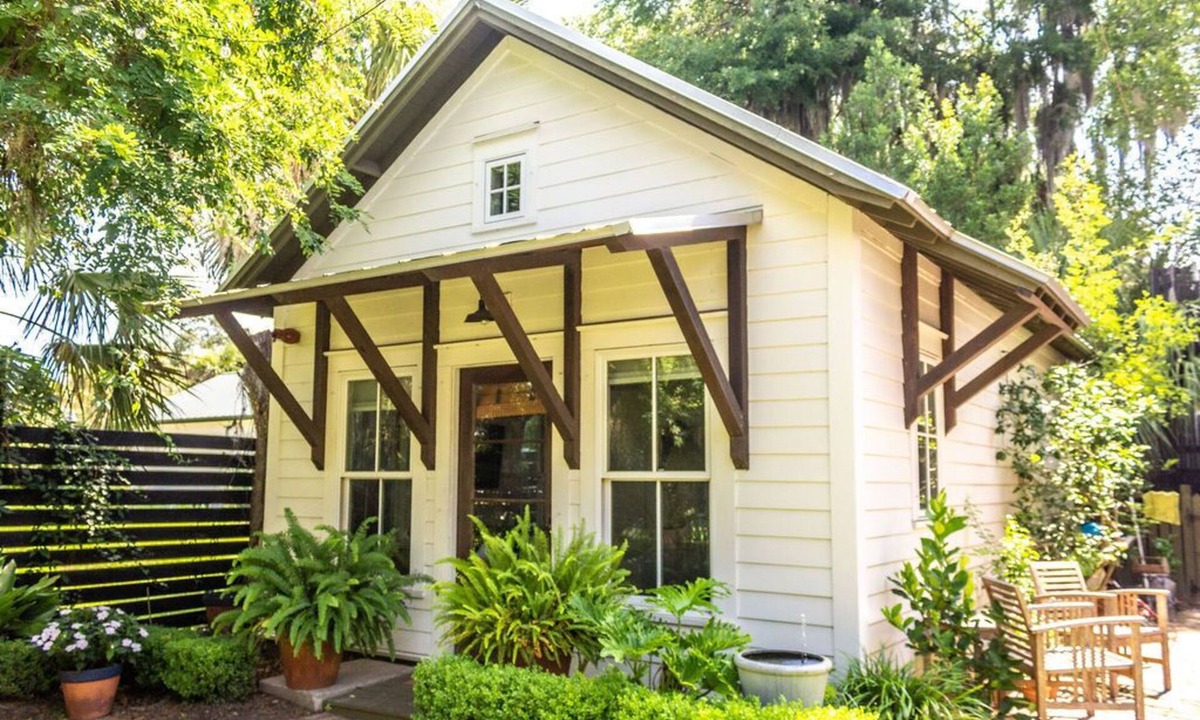 The Old Commons Cottage | The Wren Guesthouse