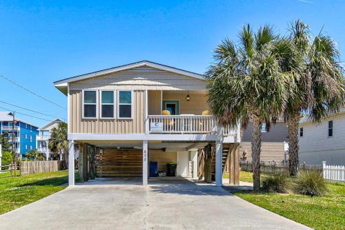 North Carolina Coast House | The Wright Place by Carolina Beach Realty