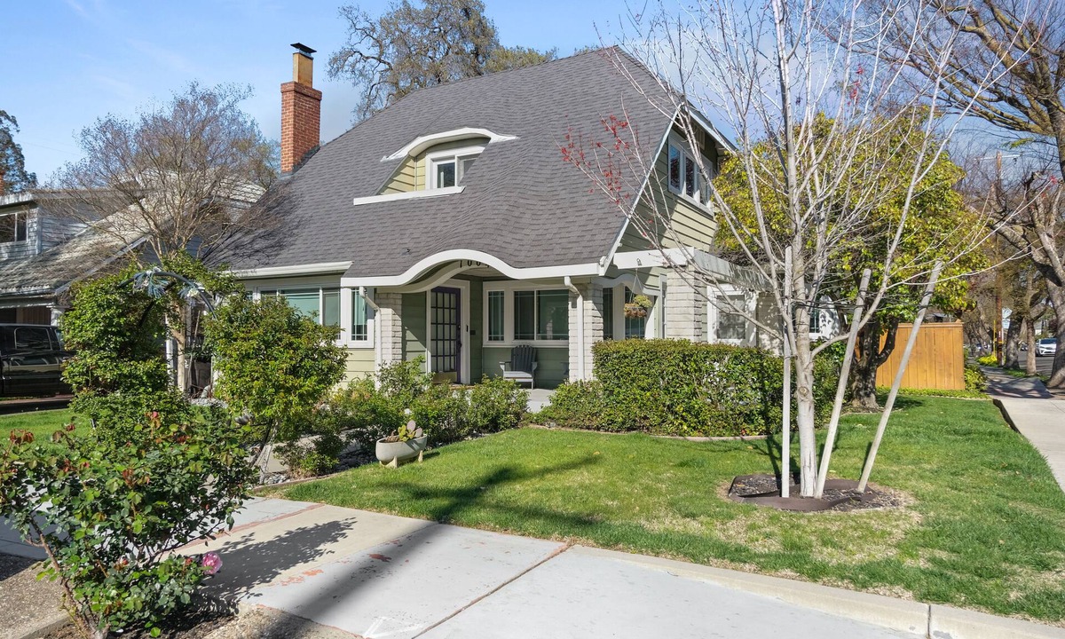 Civic Center Cottage | The Zen Den - Stockton, Ca