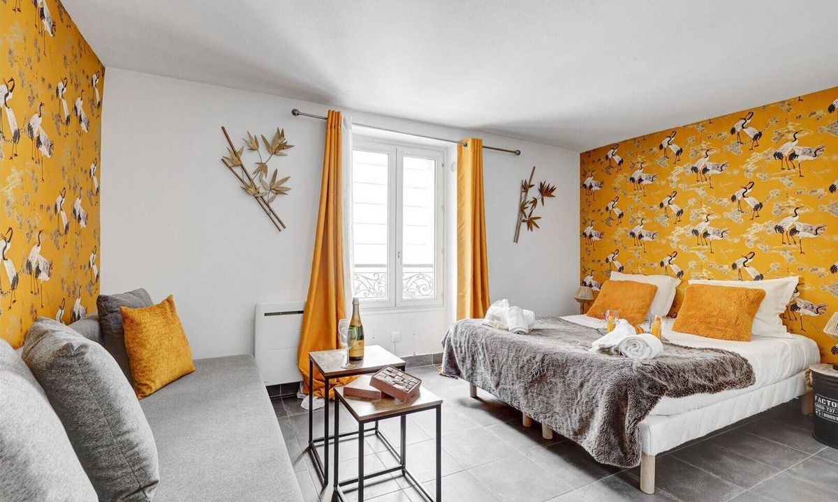 Asnieres-sur-Seine Apartment | TheBlueStay 143 - Superb cozy studio apartment