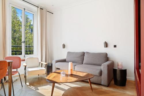 8th Arrondissement Apartment | TheBlueStay 346 - Stunning Apartment in Paris 8