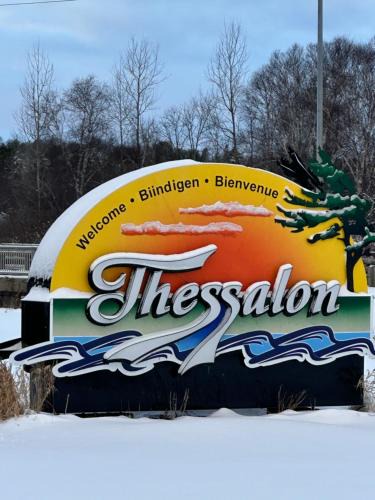 Huron Shores Villa | Thessalon Heritage Nook on Hghwy 17- Space Share