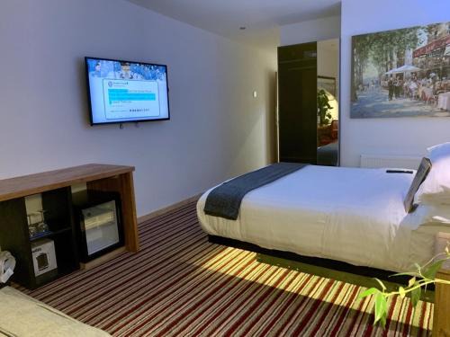 Bedworth Bed & Breakfast | TheWaterfrontLodges