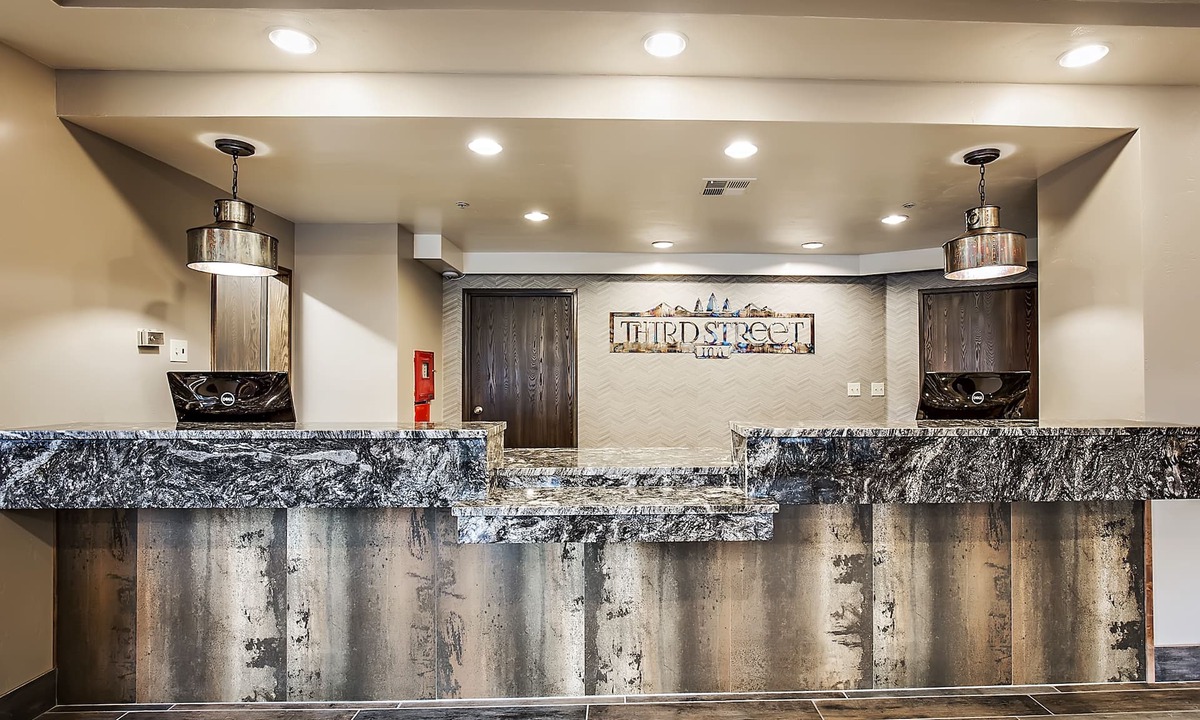 McCall Hotel | Third Street Inn