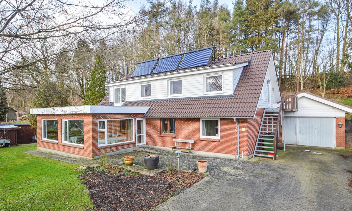 Egtved Apartment | This beautiful large vacation home is very close to attractions such as Legoland and the bog where t