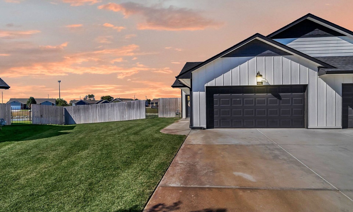 Wichita House | This charming 3-bedroom, 2-bathroom house comfortably sleeps 7.