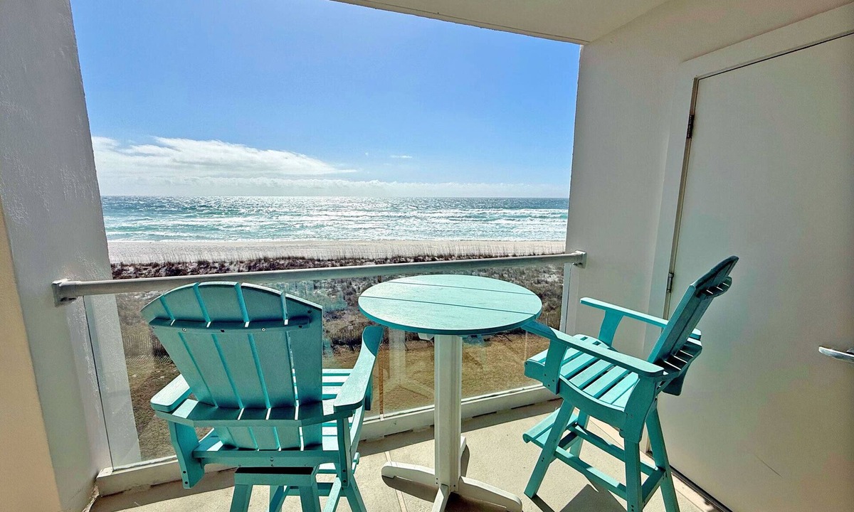 Pensacola Beach Condo | This Gulf Front Condo Will Exceed All of Your Expectations