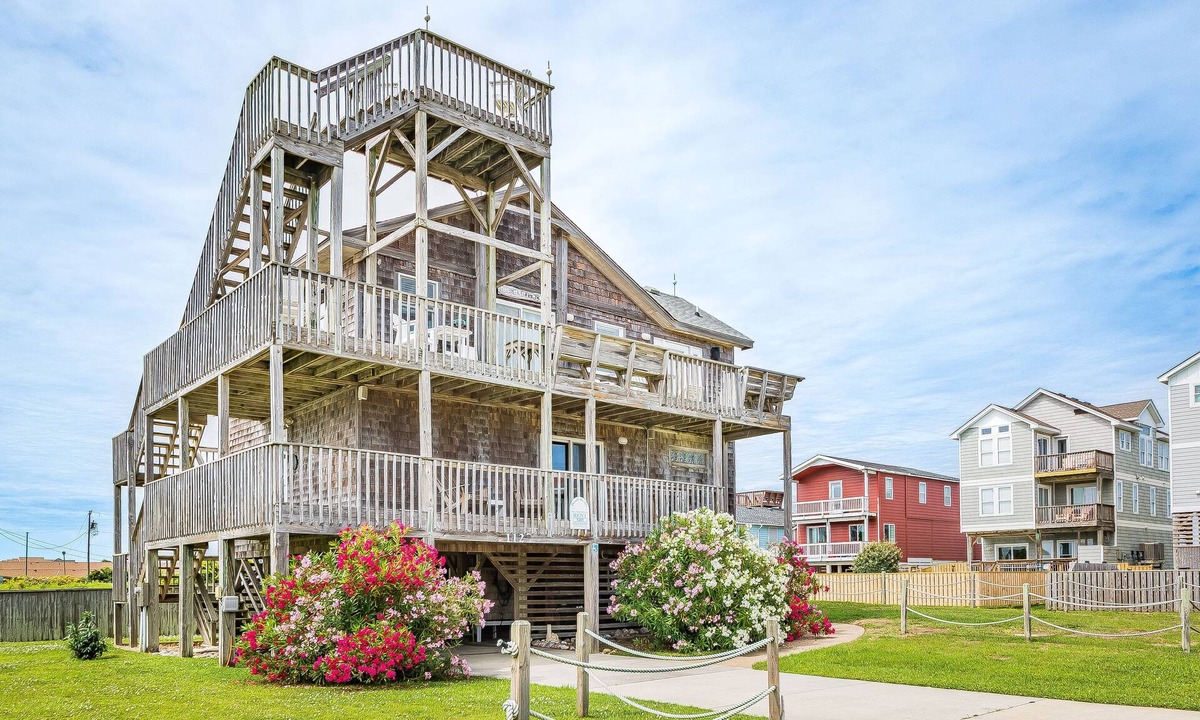 Nags Head House | This is it - Nags Head MP 16, Ocean View, Beach 75 Yds, Elevator, Wheelchair Friendly, Flex Stays