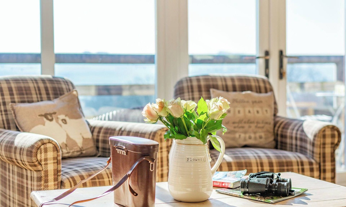 Henshaw Cottage | This luxury Lodge certainly has the wow factor with amazing spaces both inside and out.