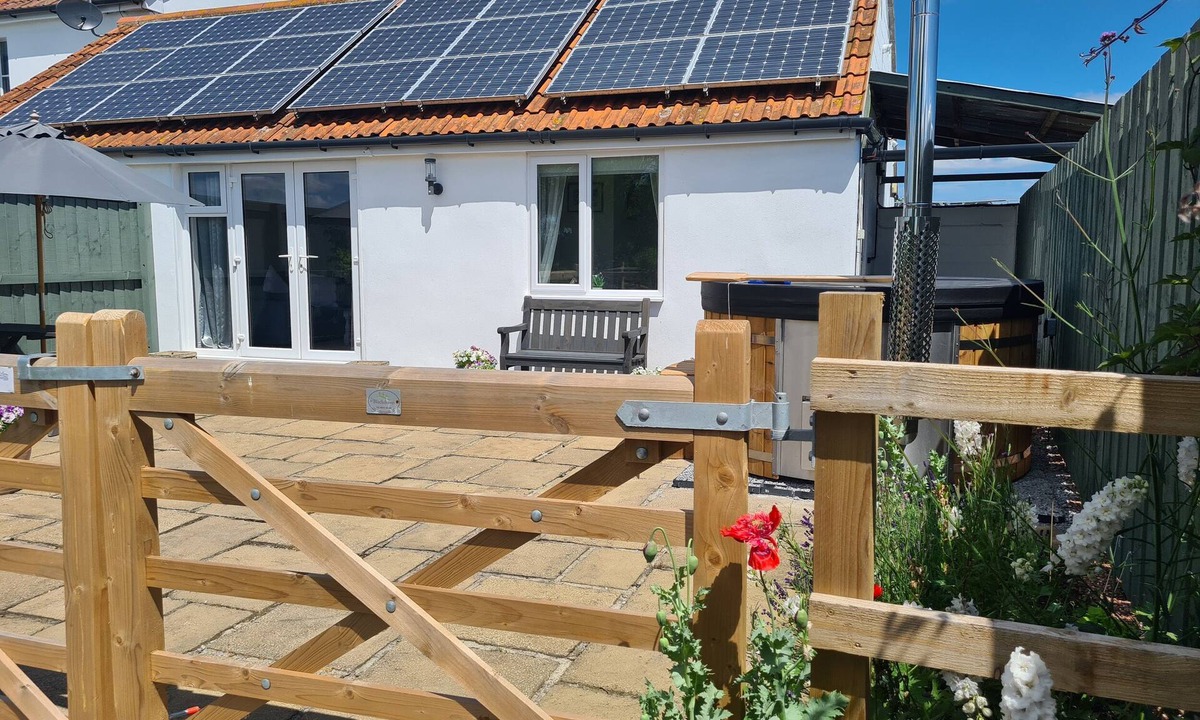 Muchelney Cottage | Thornhills Cottage