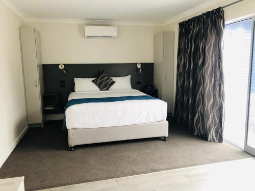 Waipukurau Hotel | Thornton Lodge Motel