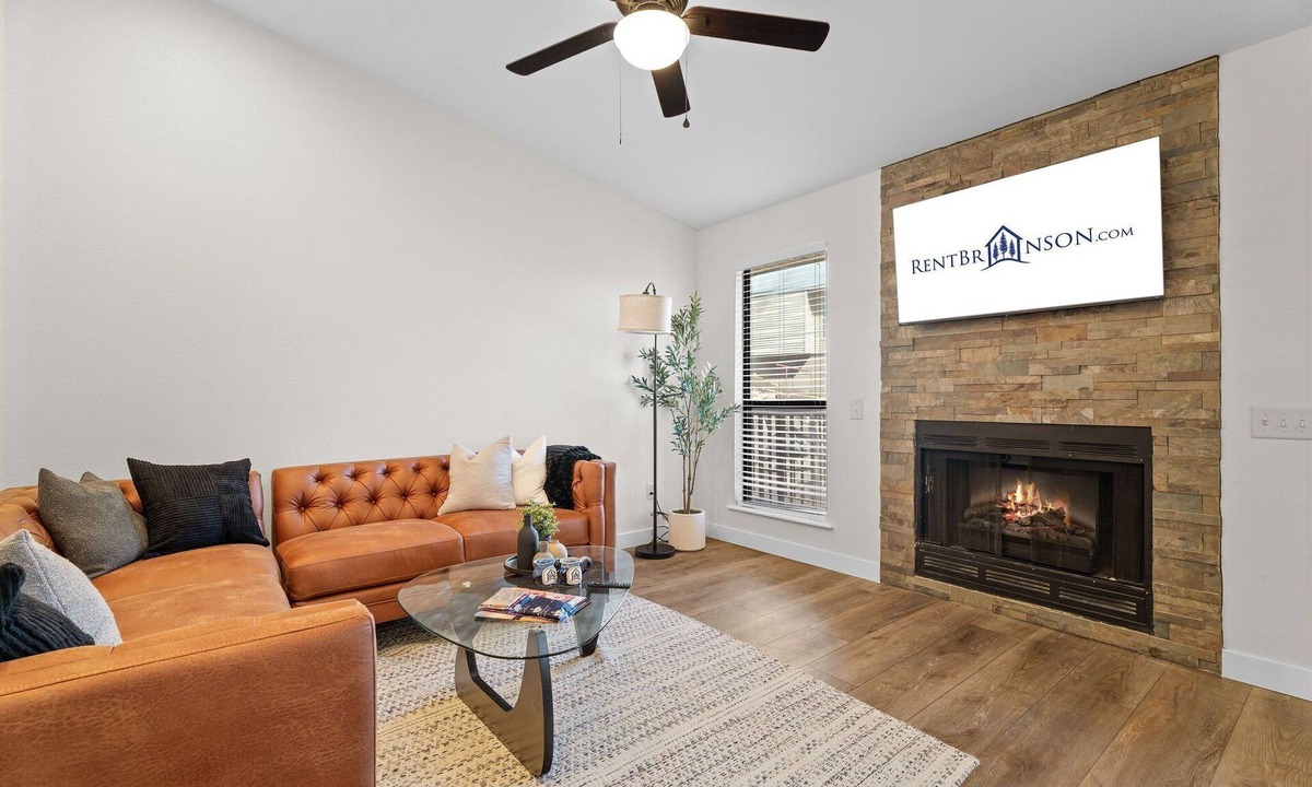 Kimberling City House | Thoughtfully Styled Ozark Bungalow with Outdoor Pool, Mini Golf Access & Free Attraction Tickets