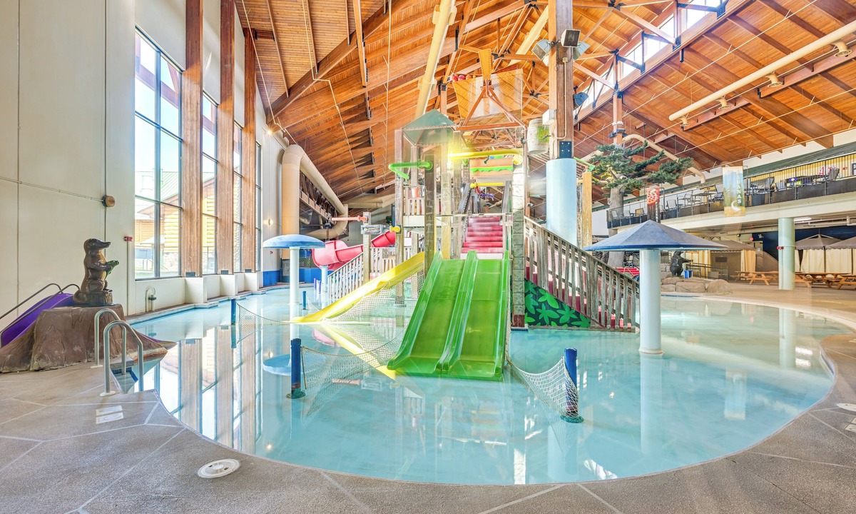 Warrens Cottage | Three Bears Resort Adventure Base w/Lake Access