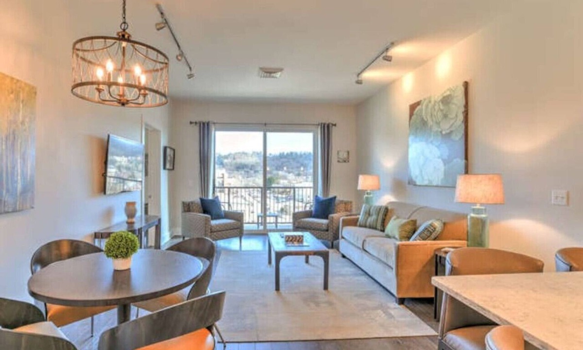 Asheville Condo | Three Bed Three Bath Central Downtown Condo