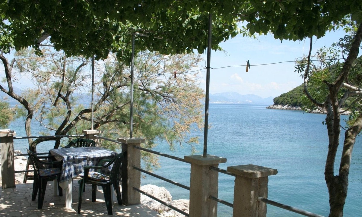 Orebic Apartment | Three bedroom apartment near beach Cove Velika Prapratna, Pelješac (A-4514-a)