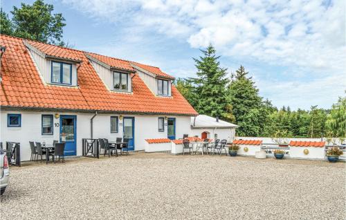 Femmøller Apartment | Three-Bedroom Apartment In Ebeltoft