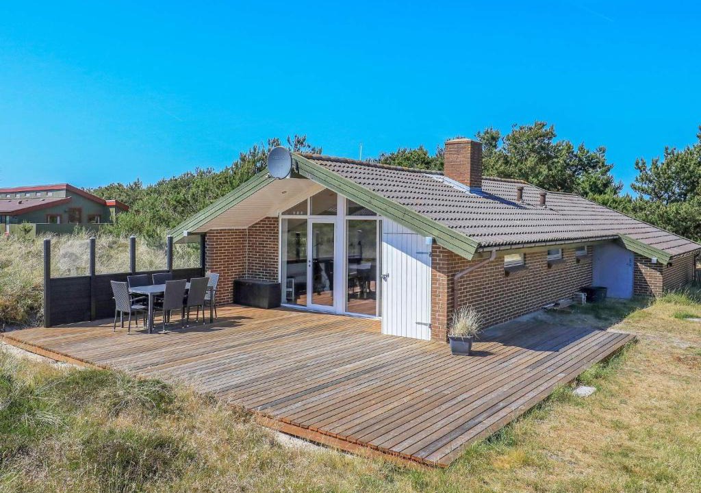 Klegod Strand House | Three-Bedroom Holiday home in Ringkøbing 1