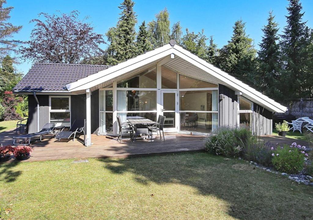 Smidstrup Strand House | Three-Bedroom Holiday home in Gilleleje 24