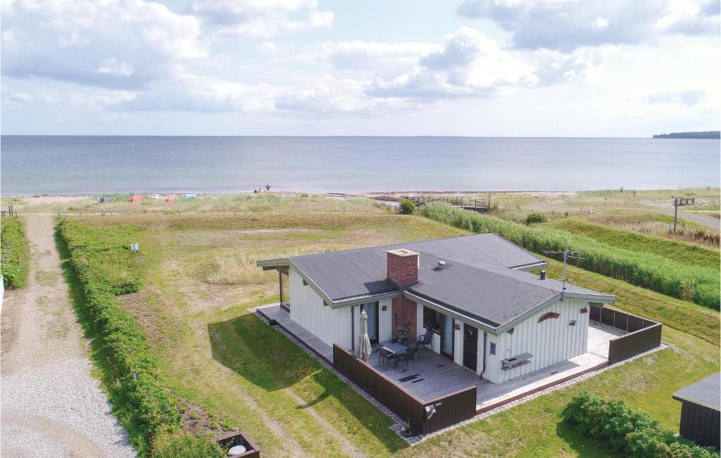Juelsminde House | Three-Bedroom Holiday Home Juelsminde With Sea View 09