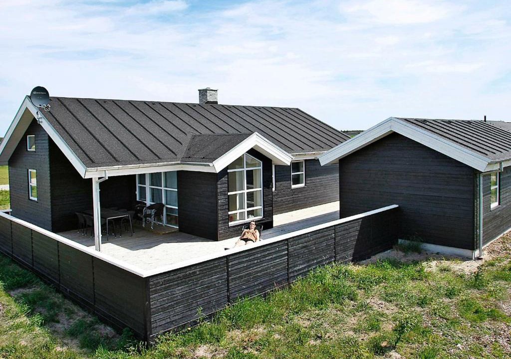 Tranum House | Three-Bedroom Holiday home in Brovst 23