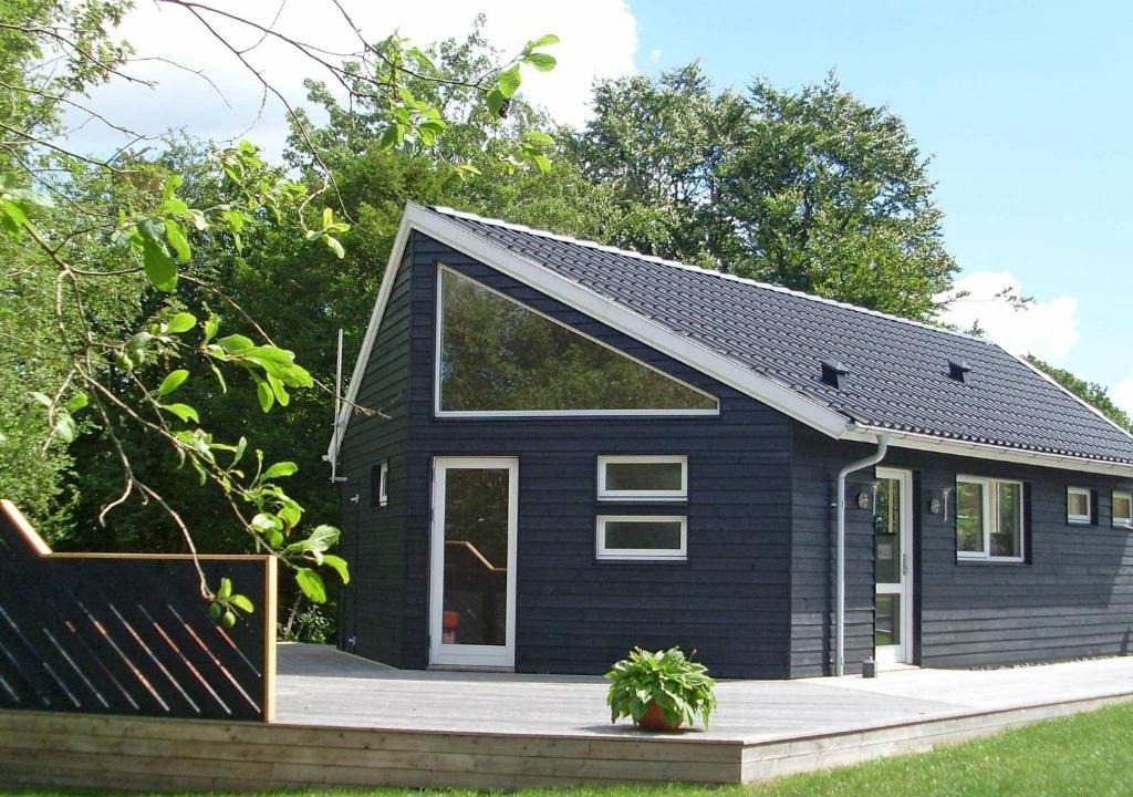 Hvidbjerg Strand House | Three-Bedroom Holiday home in Børkop 7