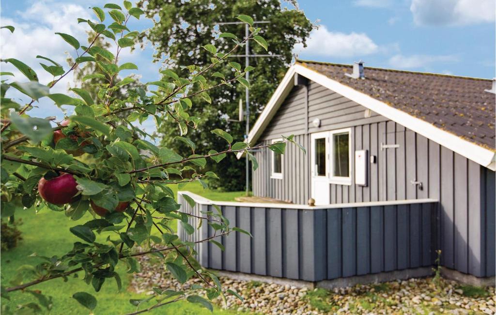 Reersø House | Three-Bedroom Holiday Home in Gorlev