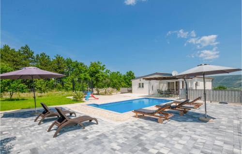 Grubine House | Three-Bedroom Holiday Home In Grubine