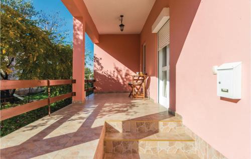 Sikovo House | Three-Bedroom Holiday Home In Sikovo