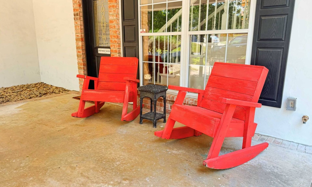 Fayetteville House | Three Bedroom House at Hamestring Creek