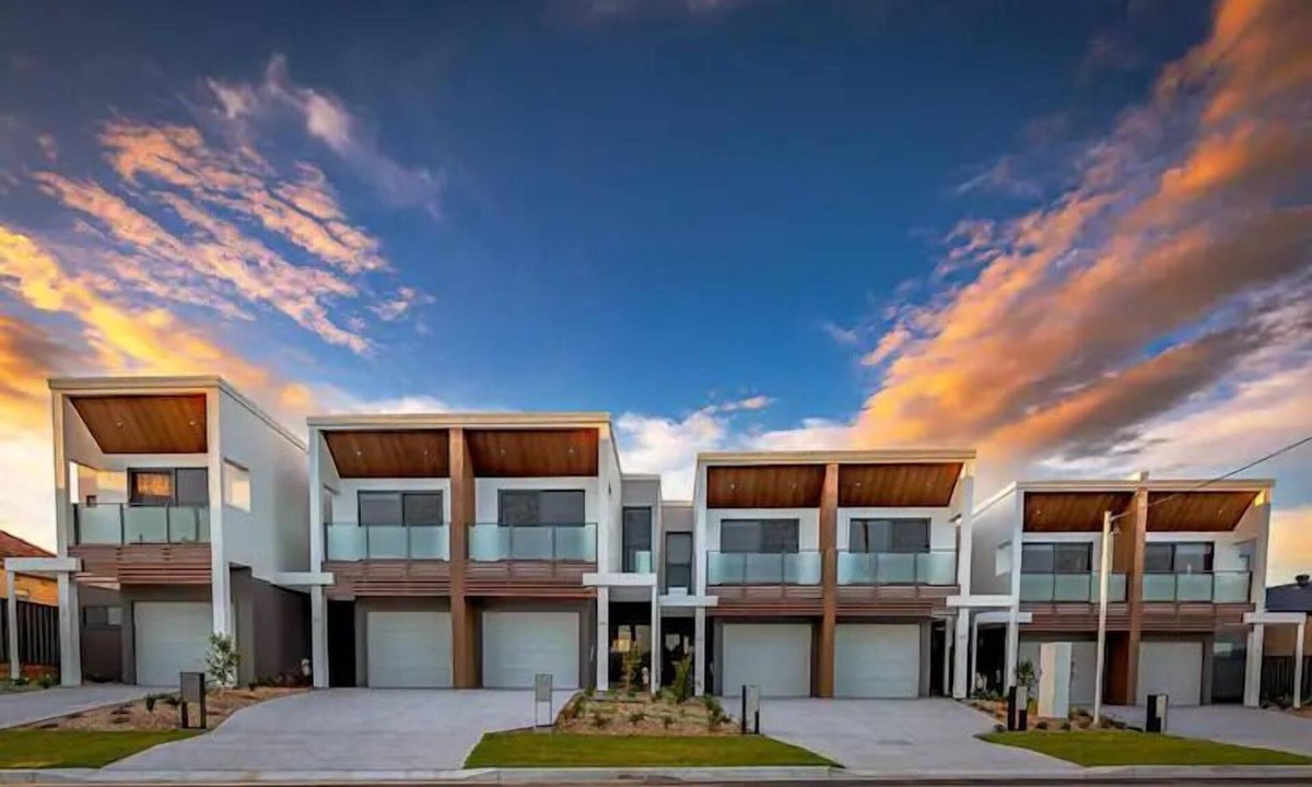 New Lambton House | Three Bedroom Townhouse