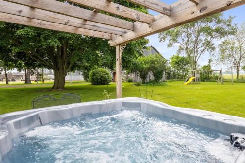 Sodus House | Three Fields Farmhouse