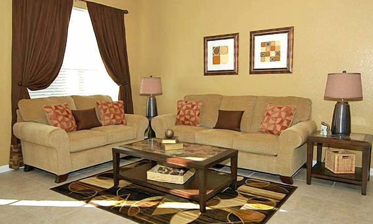 Windsor Hills Villa | Three miles to Disneys