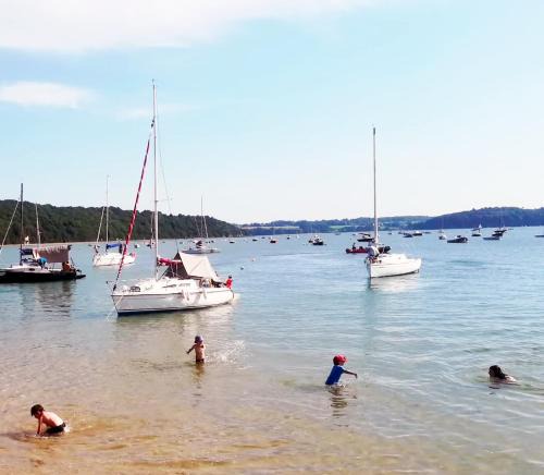 Saint-Suliac House | Three-star house 250m from Saint-Suliac's beach