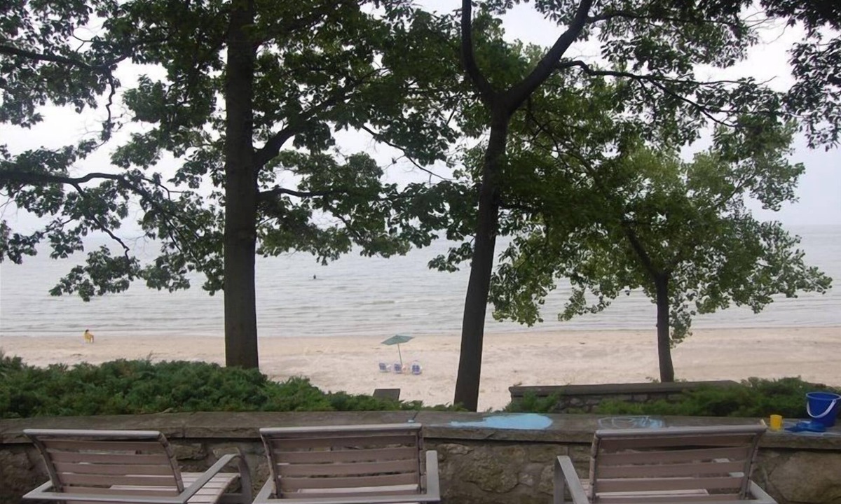 Ridgeway Cottage | Thunder Bay Lakefront Cottage