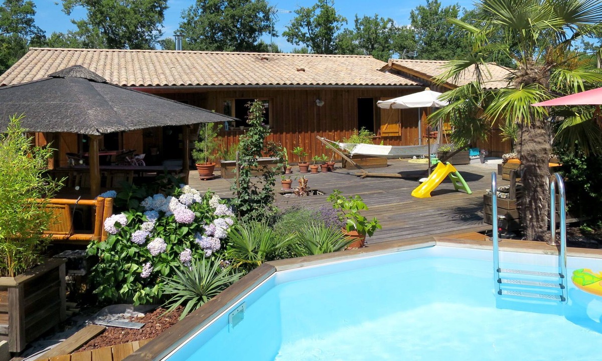 Le Porge House | Ti Kaz Doudou by Interhome