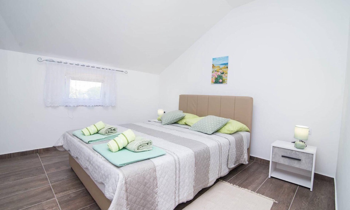 Veli Losinj Apartment | Tia apartmet with sea view