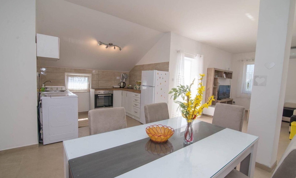 Veli Losinj Apartment | Tia apartmet with sea view